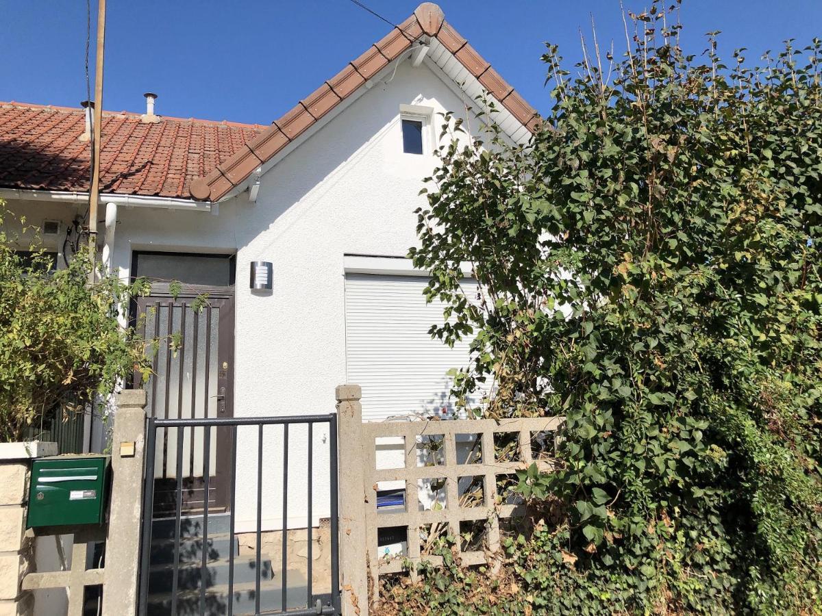 Petite Maison Avec Jardin Dans Banlieue De Paris Cormeilles-en-Parisis Exterior foto
